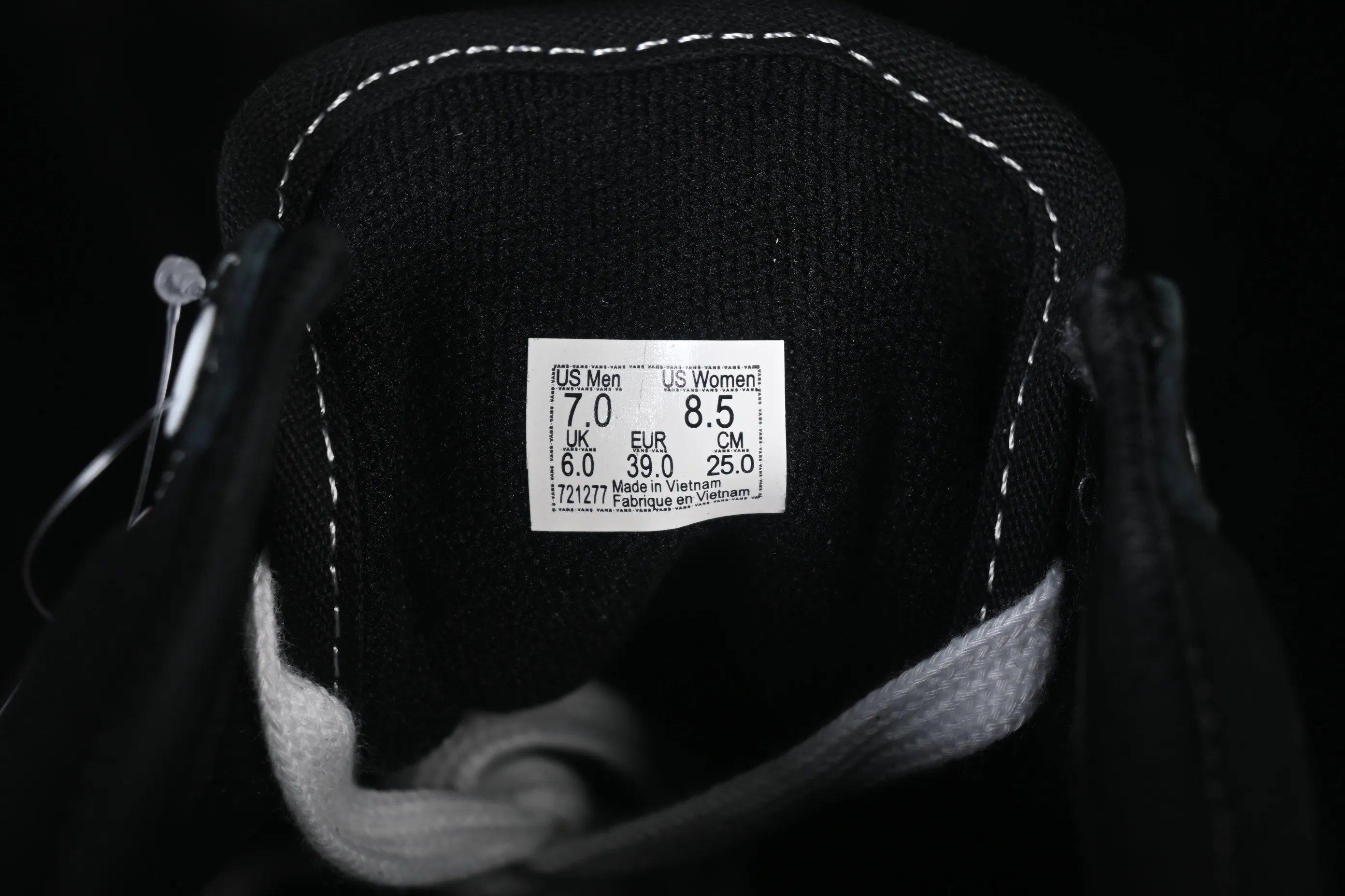 All categories Vans Vans series Vans Low Vans low top Vans Old Skool Vans low-top casual skateboard shoes VN0A5FCBBLK